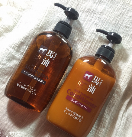 馬油洗發(fā)水防脫發(fā)嗎？馬油洗發(fā)水有防脫發(fā)功效嗎？