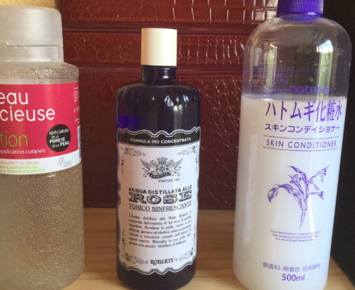 玫瑰水和薏仁水哪個好？玫瑰水和薏仁水對比