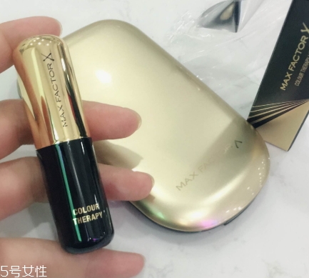 蜜絲佛陀和瑪麗黛佳哪個好 國產戰斗機對比美國品牌