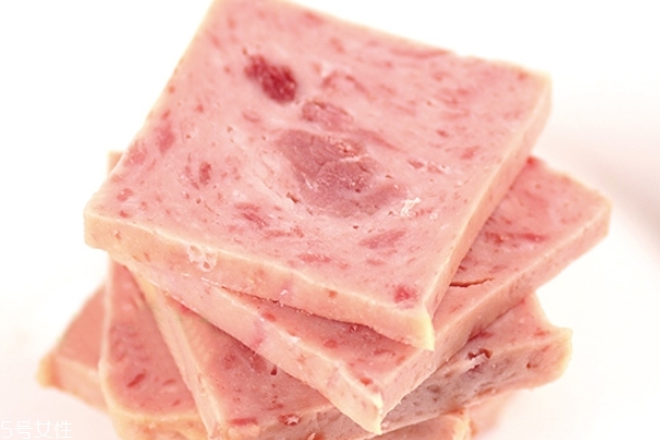 午餐肉是熟的嗎 是有區別的