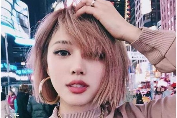 玫瑰金發色顯白嗎 玫瑰金發色掉色后圖片