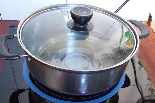 開水燙傷可以用蘆薈膠嗎？燙傷可以用蘆薈擦嗎？