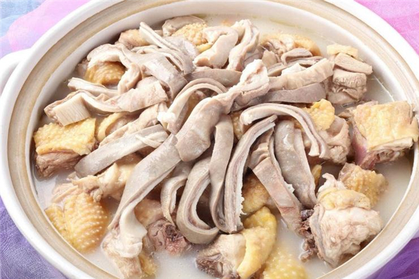 豬肚雞為什么要放牛奶 營養更豐盛