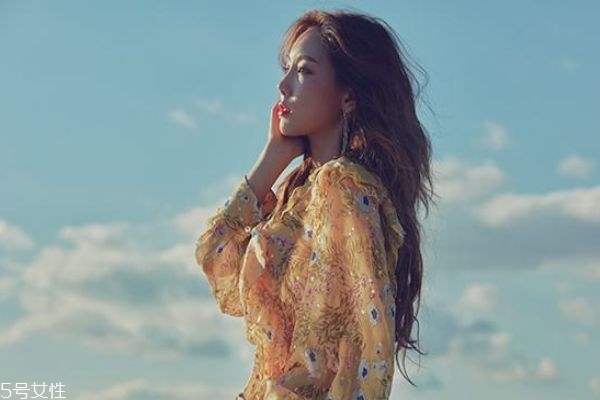 睡不醒發型配什么顏色 睡不醒頭染什么色好看