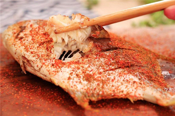 金鯧魚(yú)多少錢一斤 金鯧魚(yú)市場(chǎng)價(jià)格