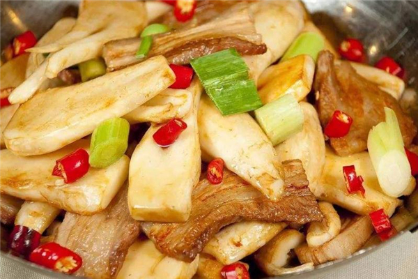 雞腿菇和杏鮑菇的區別 從形狀區分