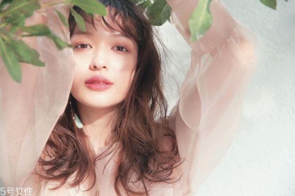 植發前要剃光頭嗎 植發后脫發多久再長