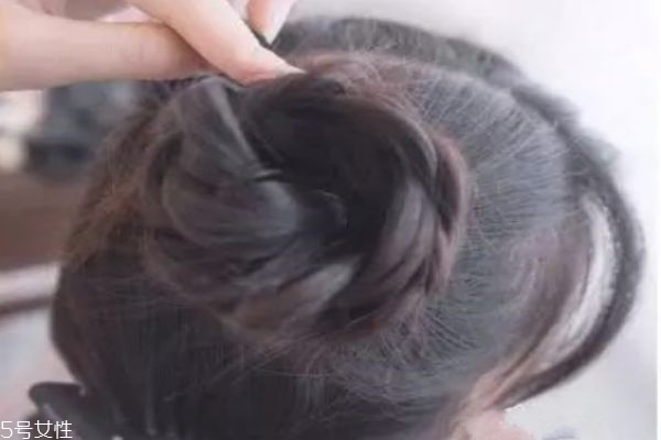 短發古裝發型簡單扎法 古風發型教程