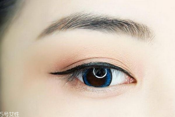 眼線筆如何畫(huà)眼線 什么眼線筆好用又便宜
