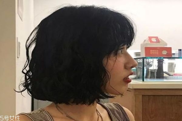 今年最流行的發型圖片短發燙發 紋理燙短發圖片女