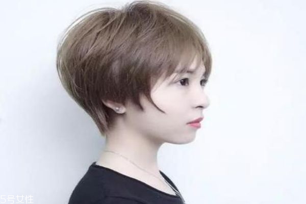 今年最流行的發型圖片短發燙發 紋理燙短發圖片女