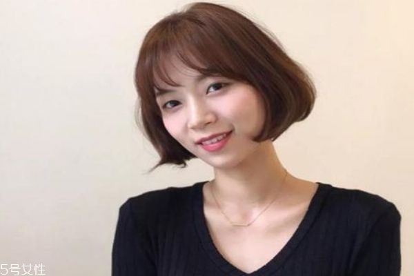 今年最流行的發型圖片短發燙發 紋理燙短發圖片女