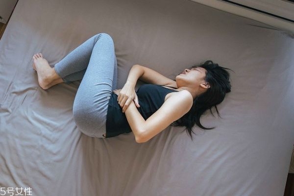 女人經常痛經會不孕嗎 引起痛經的原因是什么