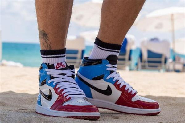 aj1警燈什么時候發售 aj1警燈貨量多嗎