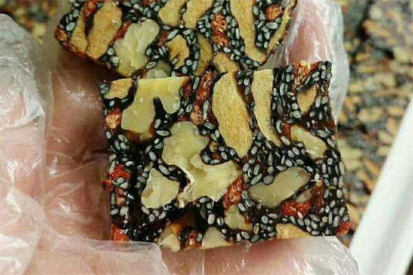 阿膠糕發苦是什么原因 阿膠糕發苦能吃嗎