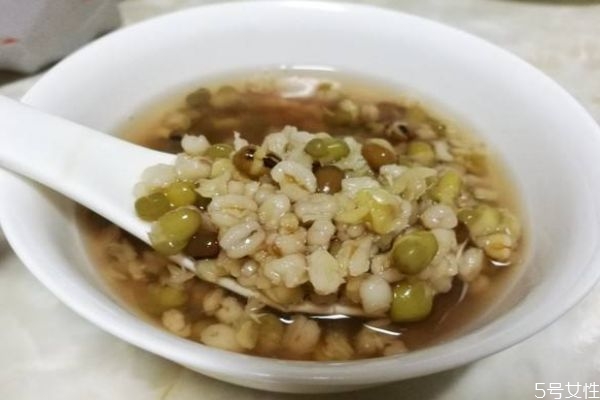 麥仁粥怎么做好喝呢 麥仁粥有什么營養價值呢
