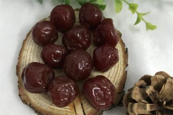 李子蜜餞的做法 李子蜜餞可以經常吃嗎