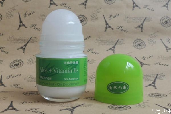 止汗露滾珠和噴霧哪個好 止汗露滾珠和噴霧有什么區別