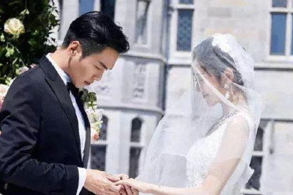 一個深愛你的男生是什么樣 男生深愛你的表現