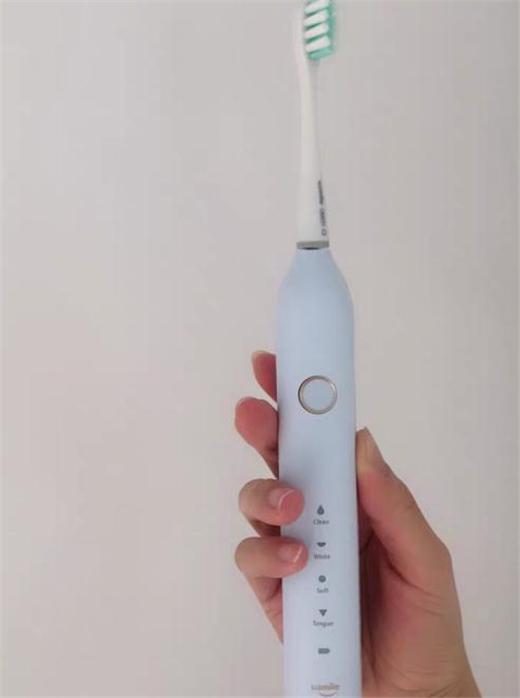 一篇文章帶你了解，電動牙刷和普通牙刷哪個好？