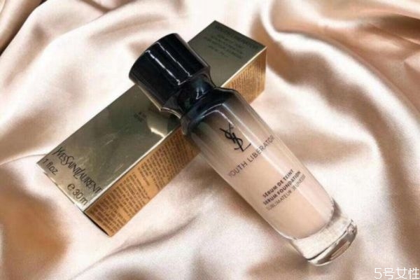 ysl粉底液b10和b20怎么選 ysl粉底液b10和b20區別