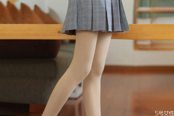 光腿神器跟普通打底襪區別 連襪光腿神器怎么洗