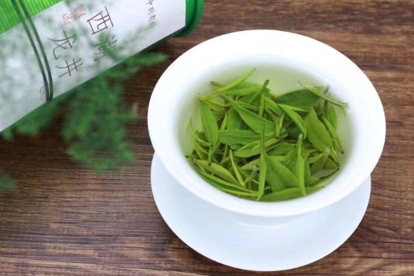 龍井茶有幾個品種 龍井茶有白色絨毛是發霉了嗎