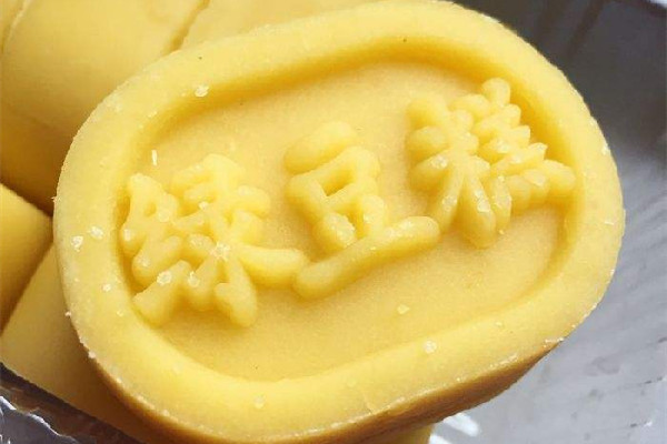 綠豆糕適合老年人吃嗎 綠豆糕升糖指數高嗎