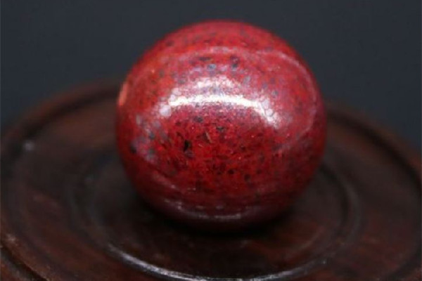帝王砂和紫金砂哪個好 帝王砂和紫金砂的區別