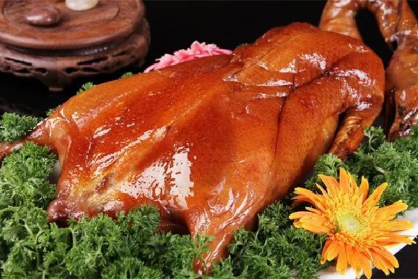 鴨肉適合什么季節吃 鴨肉和什么菜搭配最好