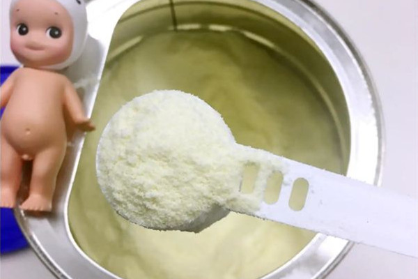 奶粉和母乳哪個好 奶粉和母乳混合喂養好不好
