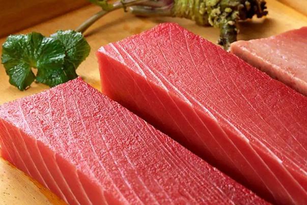金槍魚的營養價值及功效 金槍魚價格現在多少錢一斤