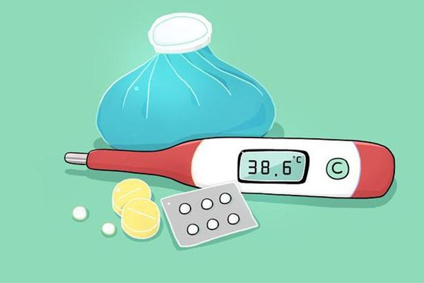 發燒要多喝熱水嗎 發燒喝姜湯有用嗎